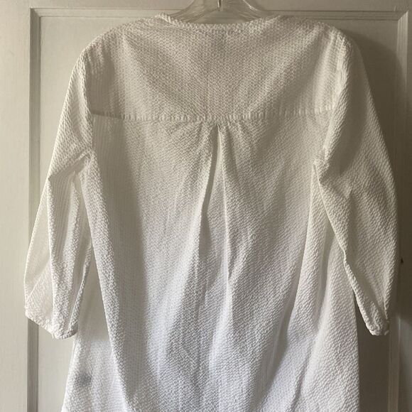 St. John white 3/4 sleeve v neck top - Picture 11 of 11